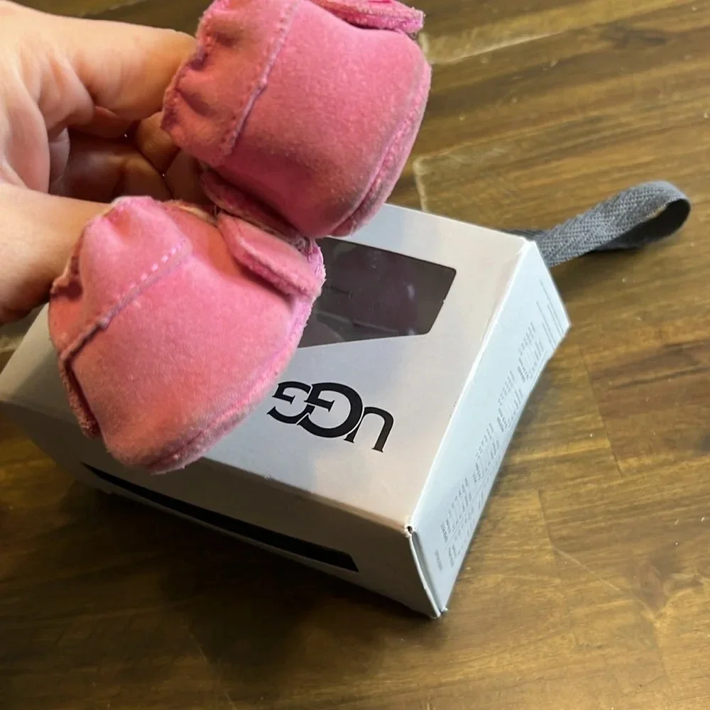 Ugg Roos Slippers Monogram Baby Girl Small 2/3 Soft Sole Suede